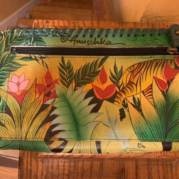 Anuscka tiger wallet clutch - Picture 2 of 3